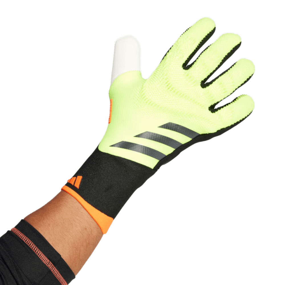 Adidas Predator Pro Goalkeeper Gloves IQ4032