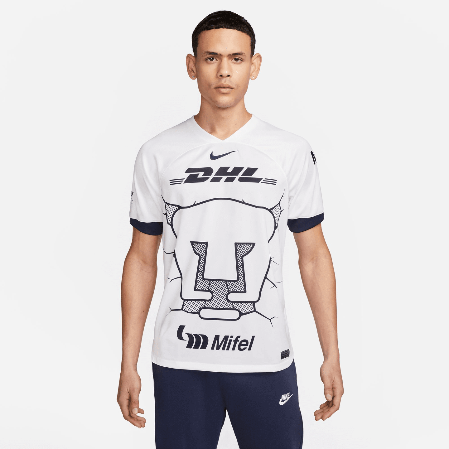 Camiseta local Nike Pumas UNAM 23/24