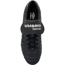 Umbro Speciali Maxim Firm Ground Cleats