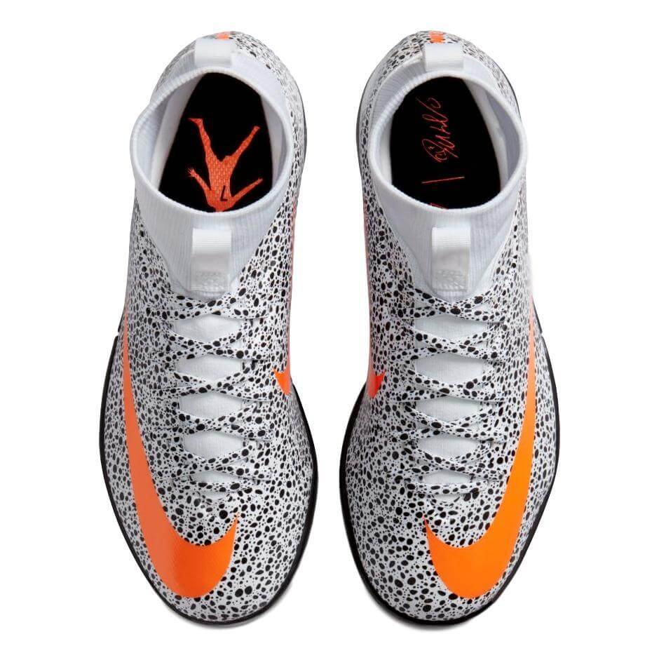Cr7 indoor shoes youth outlet